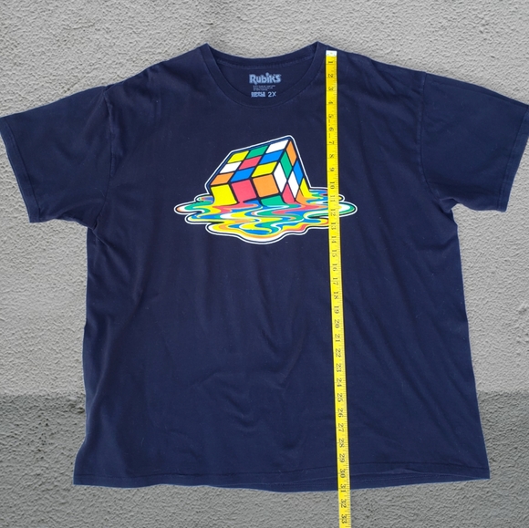 Mens Rubiks Cube black tee - Picture 4 of 6